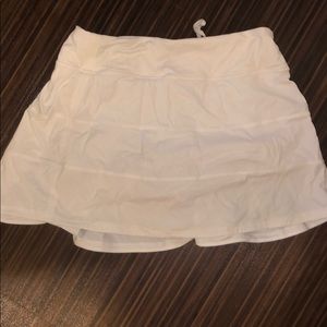 Lulu Lemon white tennis skirt!